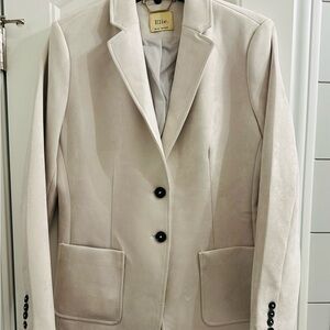 Elle Beige Blazer